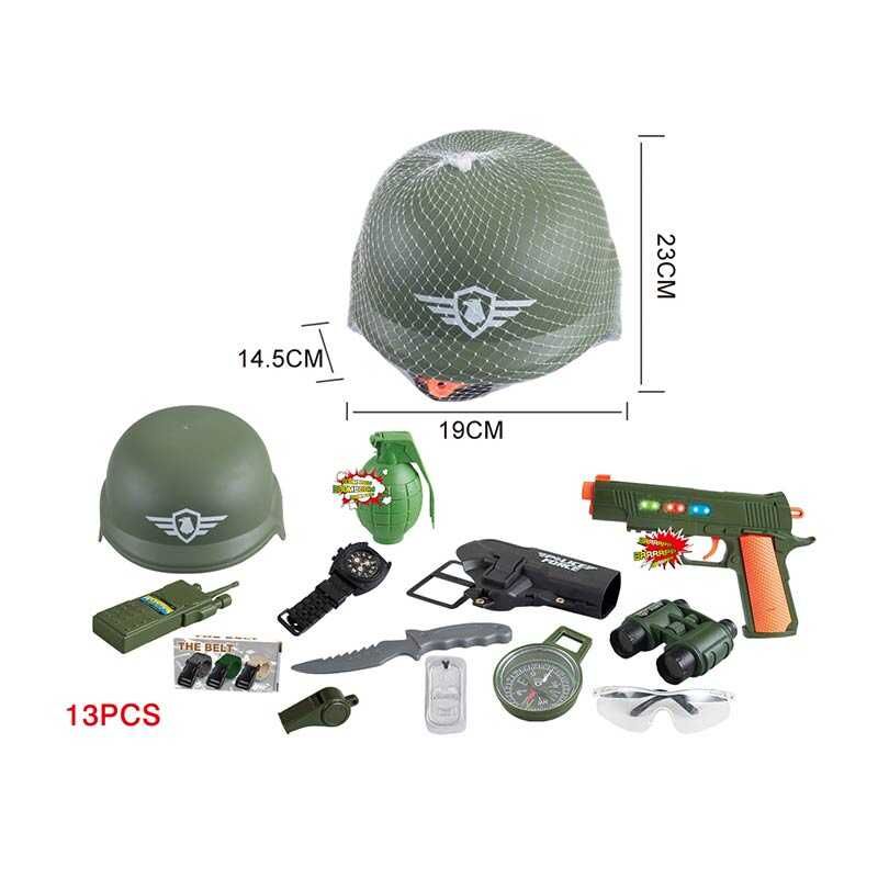 Военный набор CH 222 A2 (48/2) пистолет в кобуре, шлем, очки, бинокль, часы, компас, жетон, граната, нож, в сетке