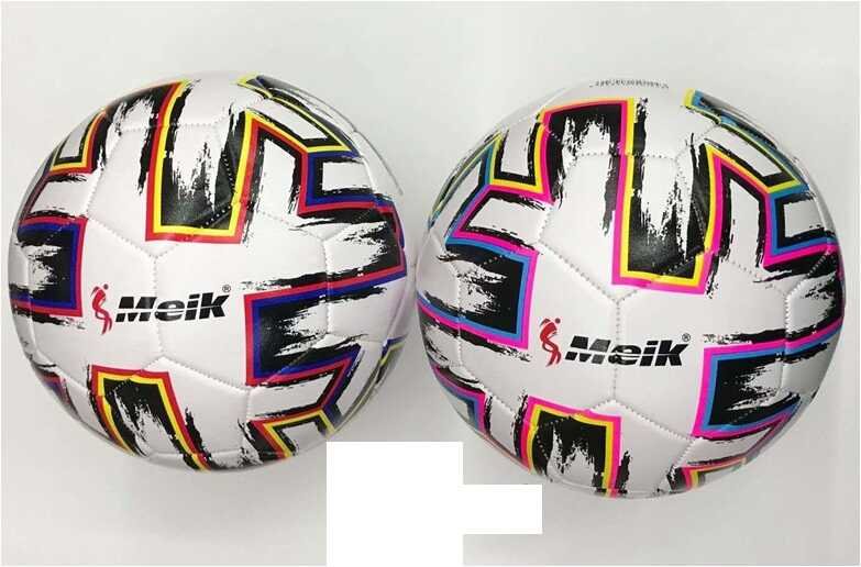 М'яч футбольний C 55981 (60) 2 види, вага 310-330 грам, м'який PVC, гумовий балон, розмір №5