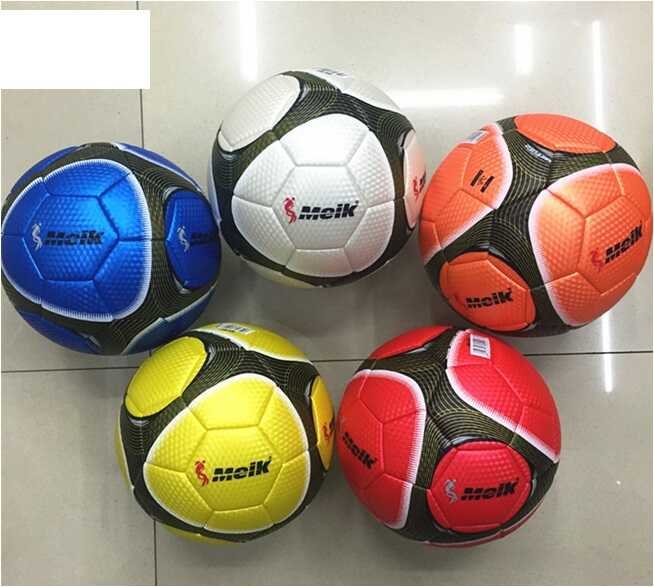 М'яч футбольний C 55996 (50) 5 видів, вага 320-340 грам, матеріал TPU, гумовий балон, розмір №5